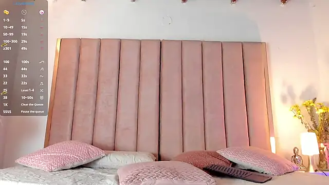 VICTORIA RASH online show from December 9, 2024, 6:35 pm