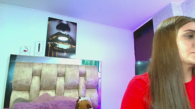 dakota Robbins  online show from September 9, 2025, 9:58 pm