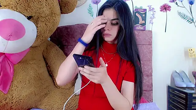 Madisson Ivanova online show from January 3, 2025, 1:38 am