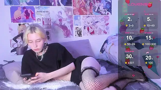 angel hao online show from December 5, 2024, 1:06 pm