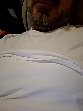 Snapshot of 1talianBeutifulCock chatting on December 6, 2024, 4:28 pm 1talianBeutifulCock online show from December 6, 2024, 4:28 pm