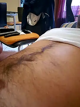 Snapshot of 1talianBeutifulCock chatting on February 7, 2025, 10:40 am 1talianBeutifulCock online show from February 7, 2025, 10:40 am