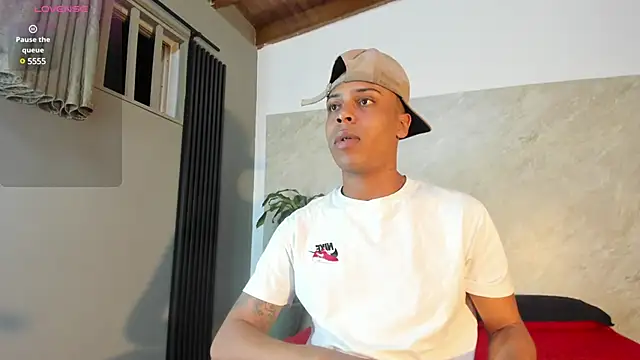 Snapshot of ada-brooke chatting on February 5, 2025, 3:45 am ada-brooke online show from February 5, 2025, 3:45 am