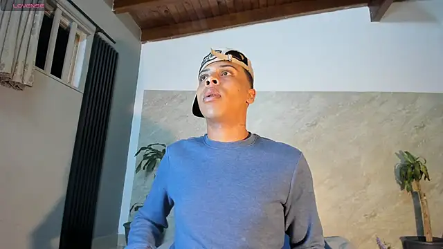 Snapshot of ada-brooke chatting on February 13, 2025, 4:11 am ada-brooke online show from February 13, 2025, 4:11 am