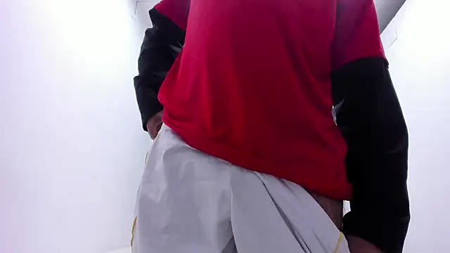 Snapshot of ada-brooke chatting on November 24, 2025, 11:04 pm ada-brooke online show from November 24, 2025, 11:04 pm