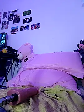 Lisacasandra online show from November 1, 2025, 3:03 pm