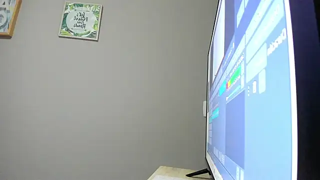 Snapshot of agussaenz chatting on January 7, 2025, 9:57 pm agussaenz online show from January 7, 2025, 9:57 pm