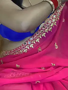 Snapshot of Doodhwaali chatting on February 6, 2025, 4:36 pm Doodhwaali online show from February 6, 2025, 4:36 pm