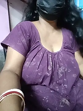 BERRY 00 online show from July 19, 2026, 9:57 am