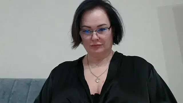 Snapshot of Nora_Star chatting on October 2, 2025, 6:48 pm Nora Star online show from October 2, 2025, 6:48 pm