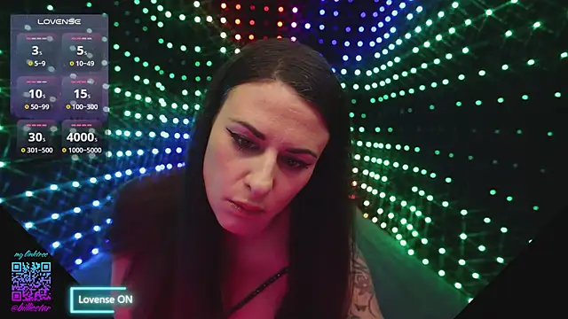 BillieStarOfficial online show from December 28, 2024, 7:43 pm