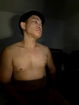 TaiwanSlutBitch online show from October 3, 2025, 2:41 am