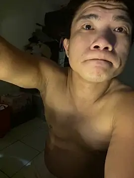 TaiwanSlutBitch online show from October 7, 2025, 9:12 pm