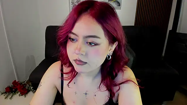 crimson tati  online show from September 18, 2025, 3:41 am