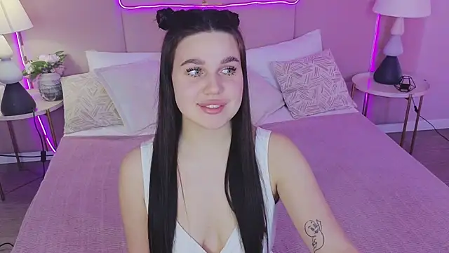 RihannaRose online show from January 7, 2025, 10:19 pm