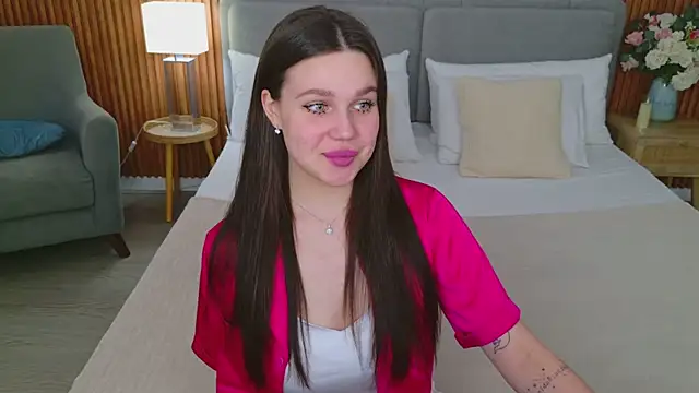 RihannaRose online show from March 20, 2025, 5:15 pm