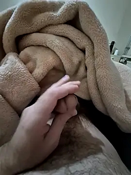 Snapshot of lickass18000 chatting on November 19, 2025, 3:28 am lickass18000 online show from November 19, 2025, 3:28 am