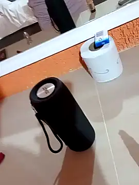 DaniMejia3015 online show from October 5, 2025, 3:27 am