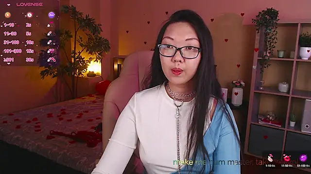 Snapshot of Marine_Vact chatting on February 12, 2025, 5:26 pm Marine Vact online show from February 12, 2025, 5:26 pm