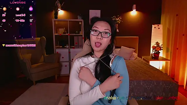 Snapshot of Marine_Vact chatting on February 20, 2025, 5:29 pm Marine Vact online show from February 20, 2025, 5:29 pm