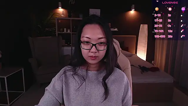 Snapshot of Marine_Vact chatting on October 3, 2025, 2:03 pm Marine Vact online show from October 3, 2025, 2:03 pm