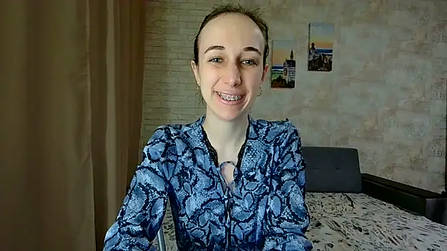 Anika bloom online show from April 16, 2026, 9:39 pm