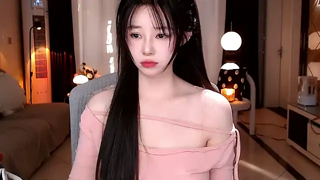 sweateanv  online show from January 11, 2025, 8:00 am