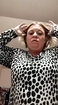 Playmate86 online show from December 4, 2024, 4:54 am