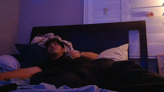 cloudyspun online show from November 14, 2025, 4:33 am