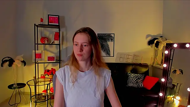 Sharon Evansi online show from March 14, 2025, 11:23 am