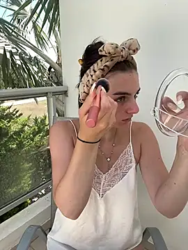 Snapshot of AdelinaAlia chatting on July 13, 2026, 10:07 am AdelinaAlia online show from July 13, 2026, 10:07 am