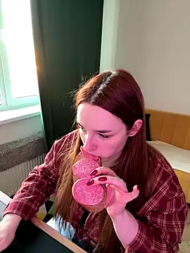 CookyDaisy online show from December 4, 2024, 11:41 am