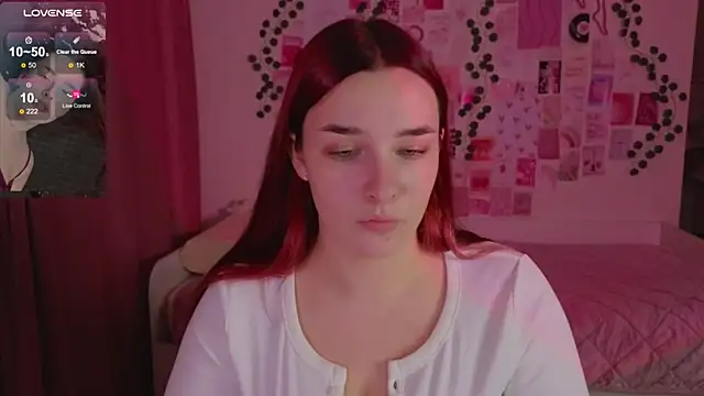 CookyDaisy online show from November 11, 2025, 7:47 pm