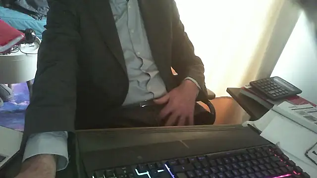 Snapshot of shyfrenchcock1 chatting on February 18, 2025, 2:49 pm shyfrenchcock1 online show from February 18, 2025, 2:49 pm