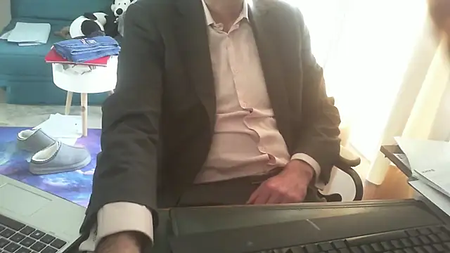 Snapshot of shyfrenchcock1 chatting on March 3, 2025, 7:32 am shyfrenchcock1 online show from March 3, 2025, 7:32 am