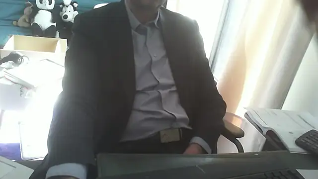 Snapshot of shyfrenchcock1 chatting on March 7, 2025, 10:02 am shyfrenchcock1 online show from March 7, 2025, 10:02 am