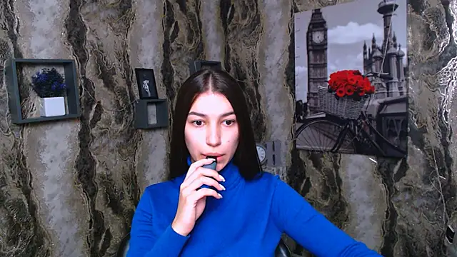 KarolinaRosse  online show from January 10, 2025, 7:04 am