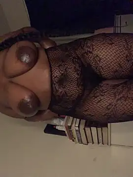 ethergodess9 online show from November 2, 2025, 9:00 am