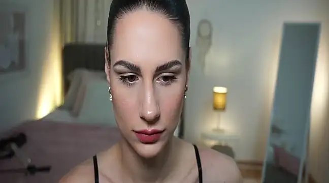 Snapshot of ZoeeZolton chatting on March 20, 2025, 7:46 pm ZoeeZolton online show from March 20, 2025, 7:46 pm