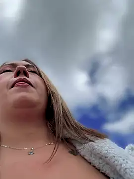 VIOLETA-25  online show from December 19, 2025, 3:30 pm