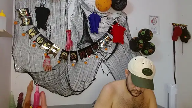 fetish padrino online show from October 2, 2025, 8:27 pm