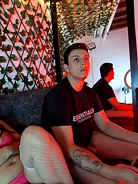 ethanandbrianna online show from February 20, 2025, 3:56 am