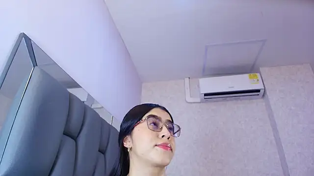 Amy wats0n online show from March 25, 2026, 7:09 pm