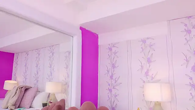 Snapshot of HazelMoret chatting on October 3, 2025, 11:51 am HazelMoret online show from October 3, 2025, 11:51 am