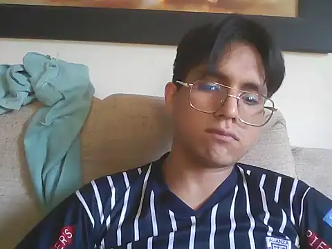 Snapshot of HardDick2 chatting on July 18, 2026, 9:51 pm HardDick2 online show from July 18, 2026, 9:51 pm