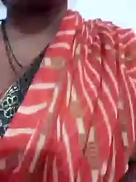 Snapshot of riya_houswife chatting on December 25, 2024, 10:17 am riya houswife online show from December 25, 2024, 10:17 am