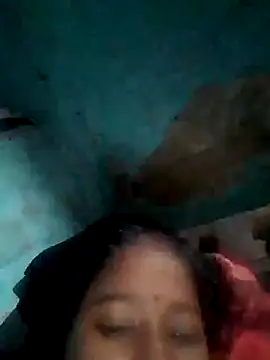 Snapshot of riya_houswife chatting on November 17, 2025, 5:19 pm riya houswife online show from November 17, 2025, 5:19 pm