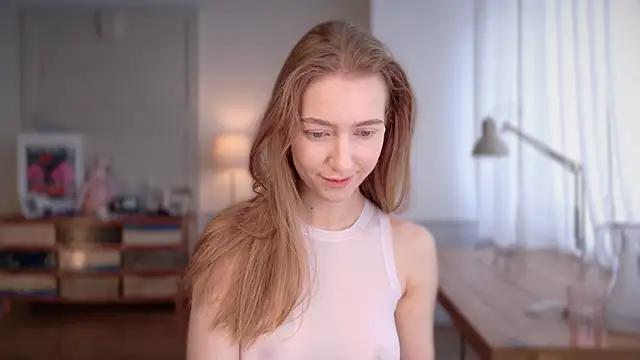 Snapshot of solar_bella chatting on March 22, 2025, 7:47 am solar bella online show from March 22, 2025, 7:47 am