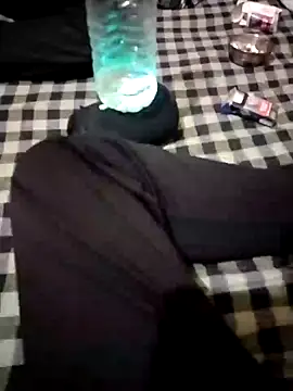 black cobra70 online show from December 28, 2024, 7:43 pm