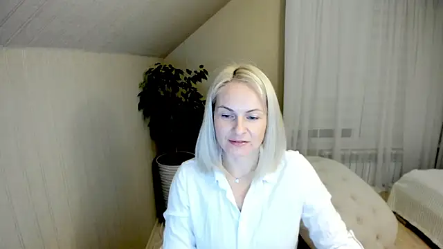 Alicee Gracee online show from December 7, 2024, 8:05 pm